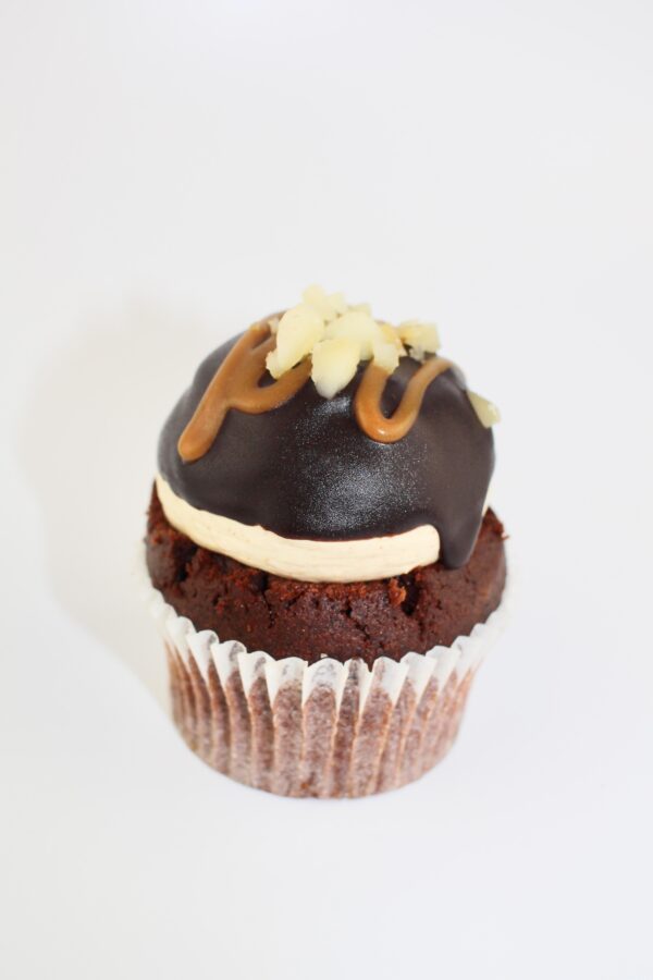 Peanut Caramel Cupcake