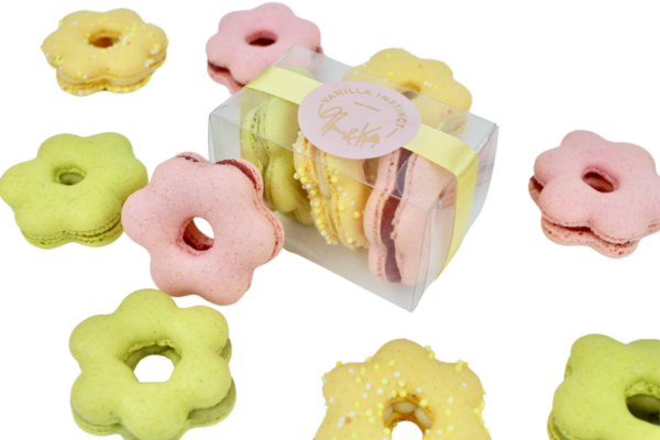 Easter Macarons
